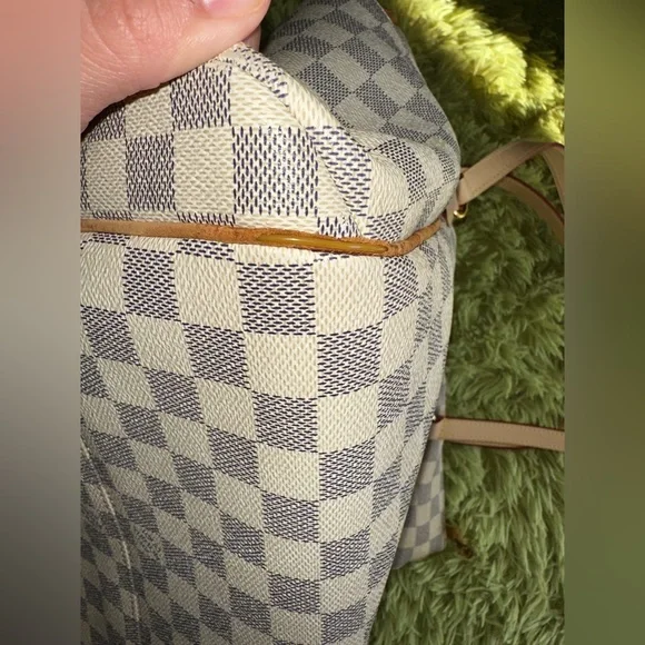 Louis Vuitton Damien Azur Totally MM WITH Dust Bag - Picture 6 of 16